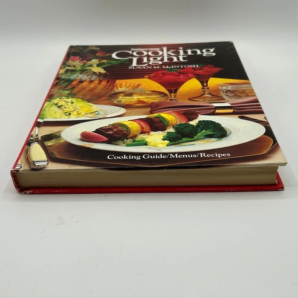 1983 Southern Living Cooking Light Cookbook Healthy Recipes Hardcover Illustrate